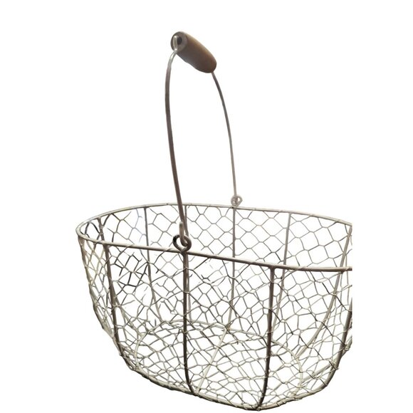 White Wire Mesh Basket With Wooden Handle Decorative Storage Home Organizer Farm - Picture 14 of 14